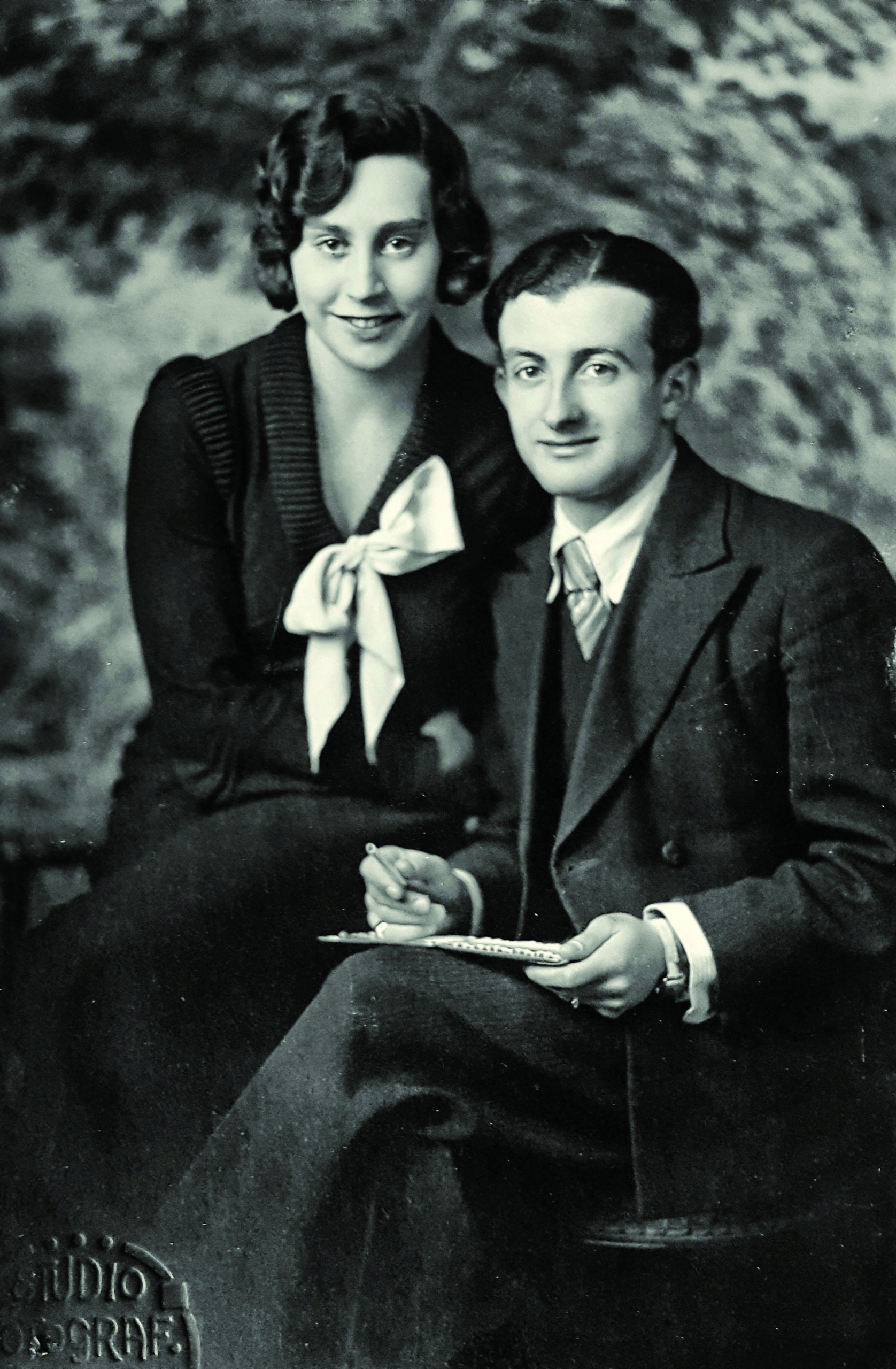 Zadnja lastnika gradu Turjak Herward grof Auersperg (1912–1985) in njegova žena Marie-Edith, grofica Attems (1910–2005). Hrani družina Auersperg, Reideben.