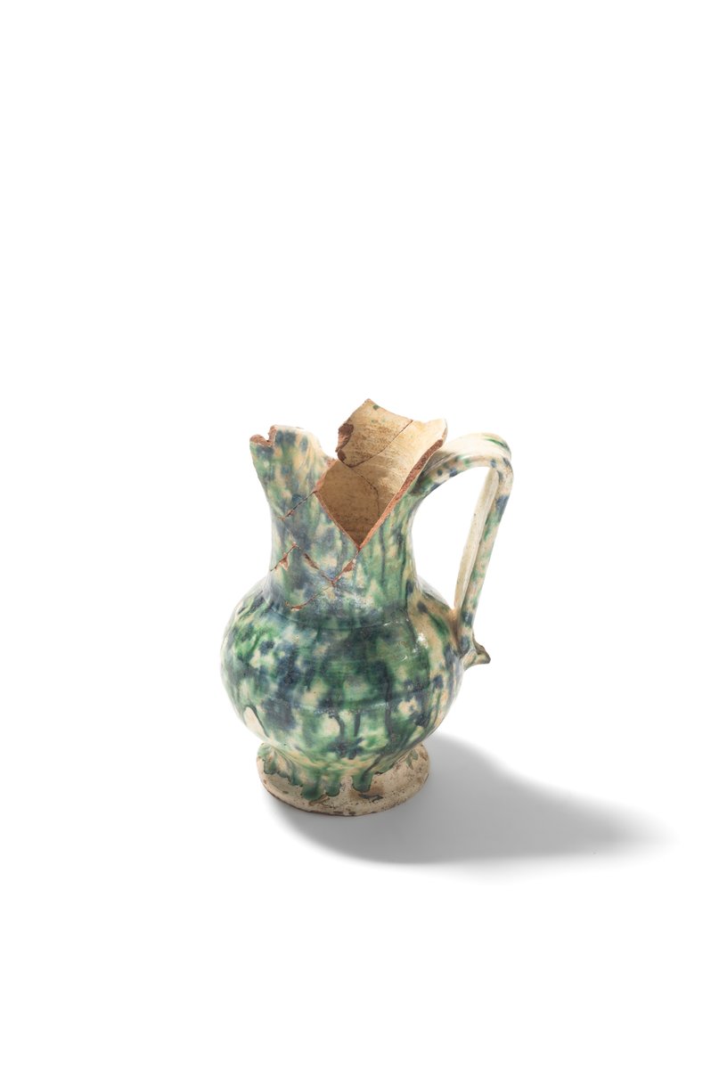 Ceramic wine jug, wheel-thrown from very fine-grained pottery clay; glazed. Second half of the 16th–17th century. 